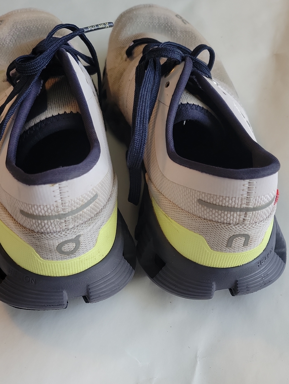 On Cloud x 3 Women's Running Shoes Sneakers size 7.5 - Picture 4 of 8